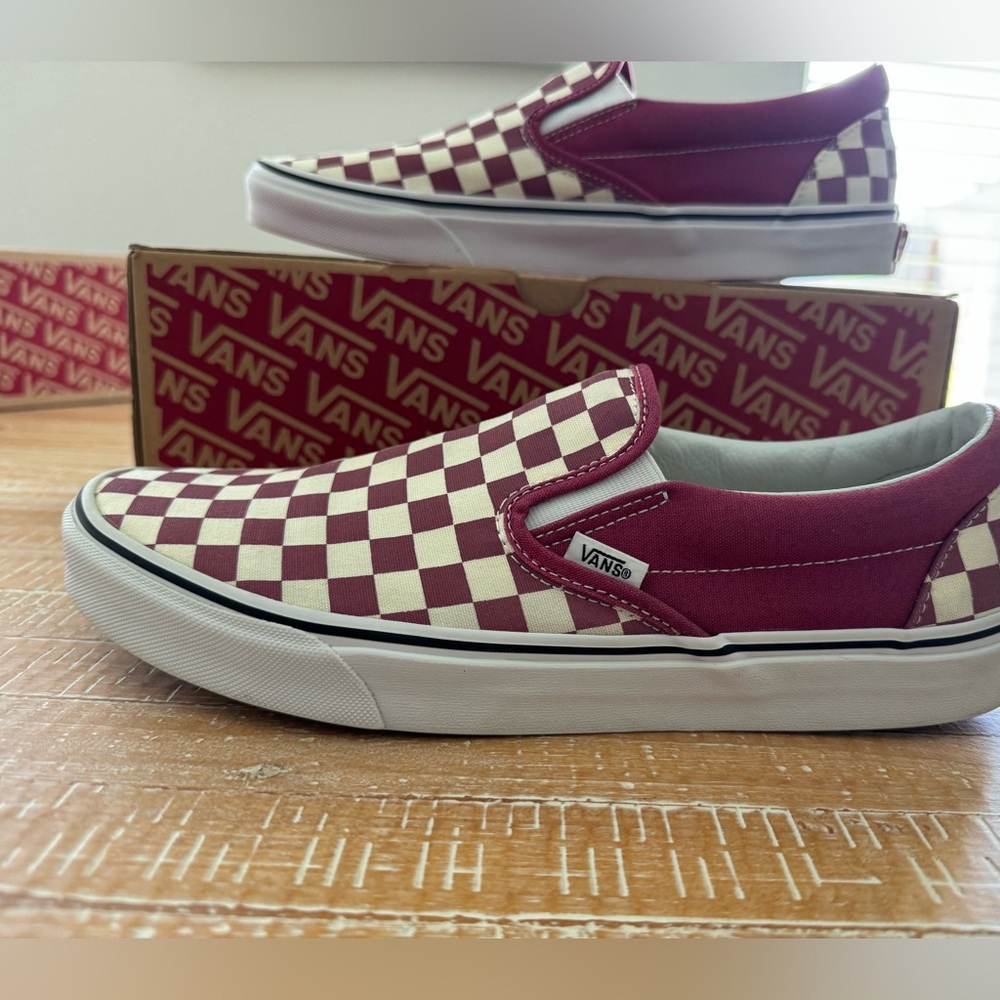Vans Classic Slip On Checkerboard Dry Rose Men’s size 11